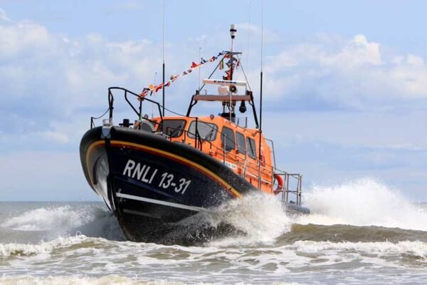 Coast Guard and RNLI issue safety advice for Bank Holiday weekend after recent rise in callouts.