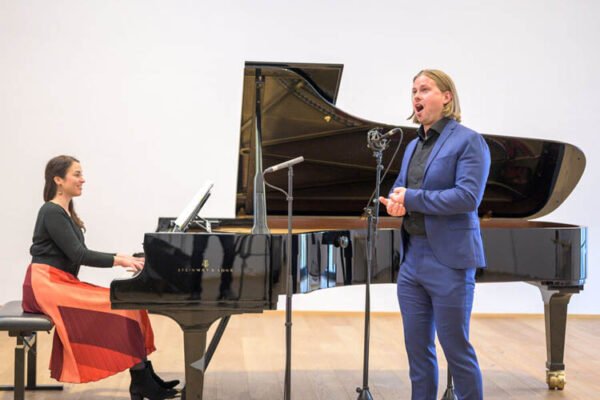 Online pop-up concert a teaser for Boyne Music Festival