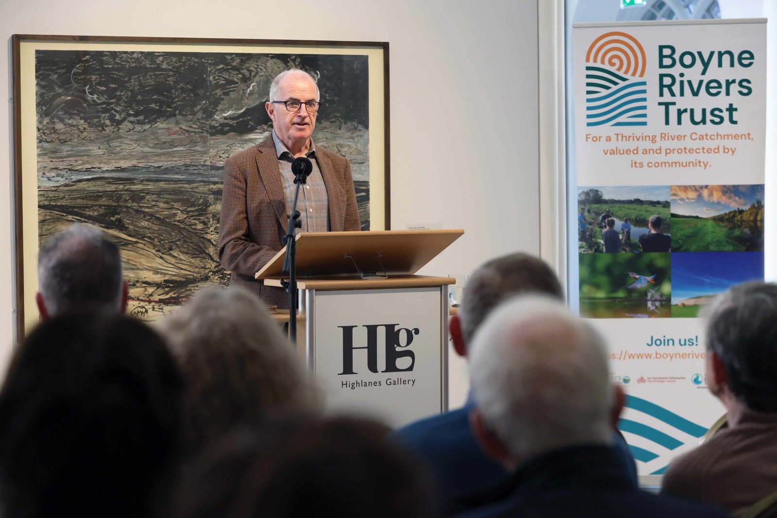 Drogheda author JPR Lyons launches ‘Wilde’s Way’ at Highlanes Gallery